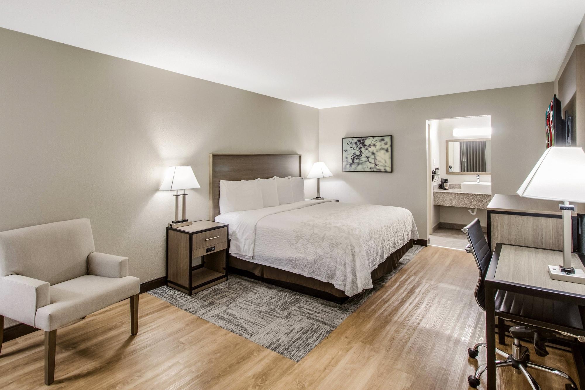 Red Roof Inn Plus+ Dallas - אדיסון מראה חיצוני תמונה