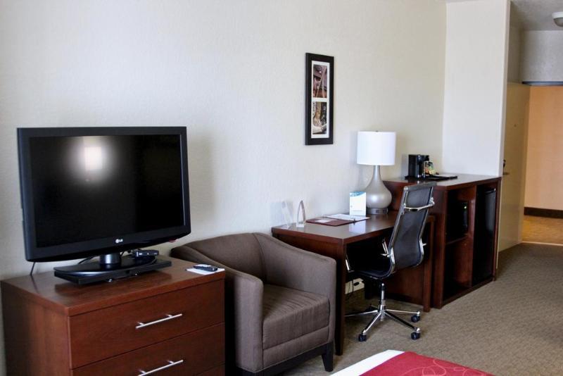 Red Roof Inn Plus+ Dallas - אדיסון מראה חיצוני תמונה